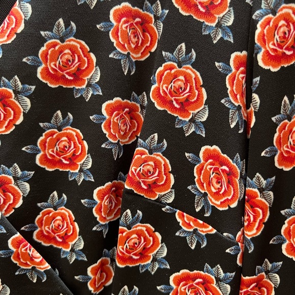 Brooks Brothers Rose Print long sleeve wrap dress - Picture 2 of 5